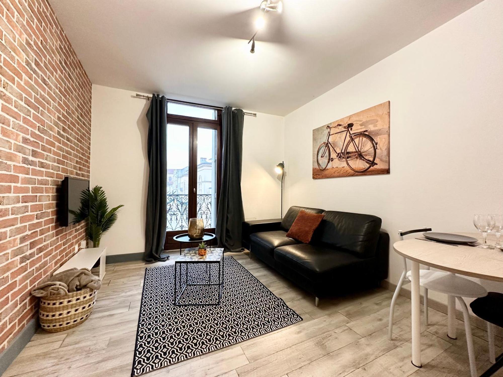Apartamento Les 3 Rivieres - Vue Imprenable & Hyper Centre Mont de Marsan Exterior foto
